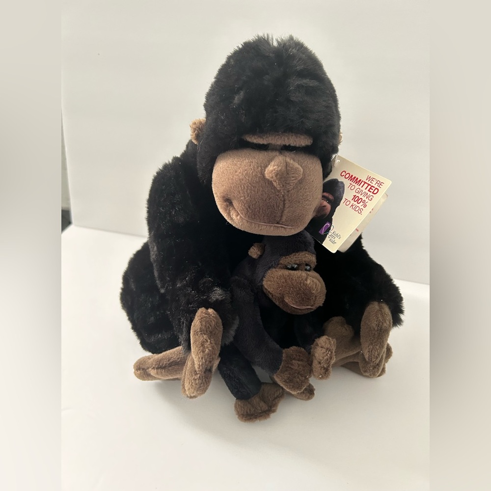Gorilla & baby
Soft Plush New